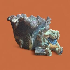 Boyds Bears Resin DAPHNE IN THE CABBAGE PATCH Glass Bearstone Rabbit 27750